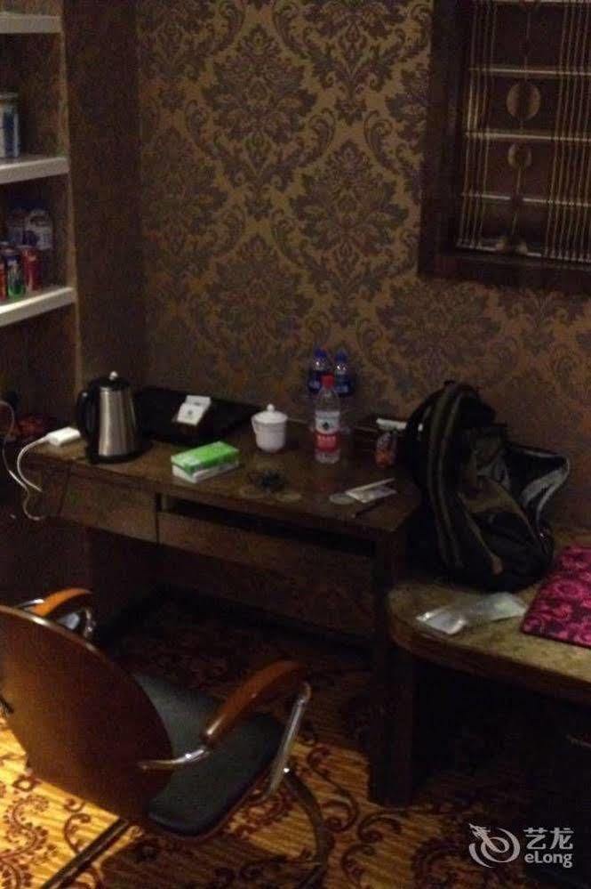 June Hotel Changchun Buitenkant foto